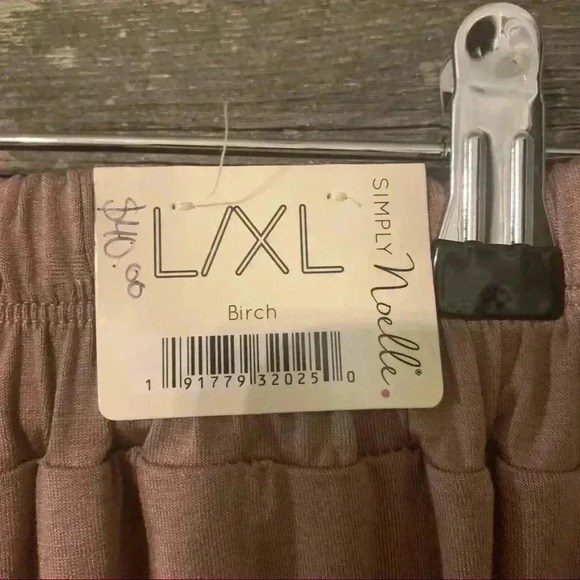 New Simply Noelle Skirt with Braided Top - Picture 3 of 6